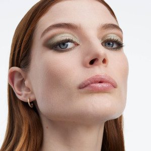 Couture Mini Clutch - Long-Lasting Eyeshadow Palette Couture Mini Clutch - Long-Lasting Eyeshadow Palette